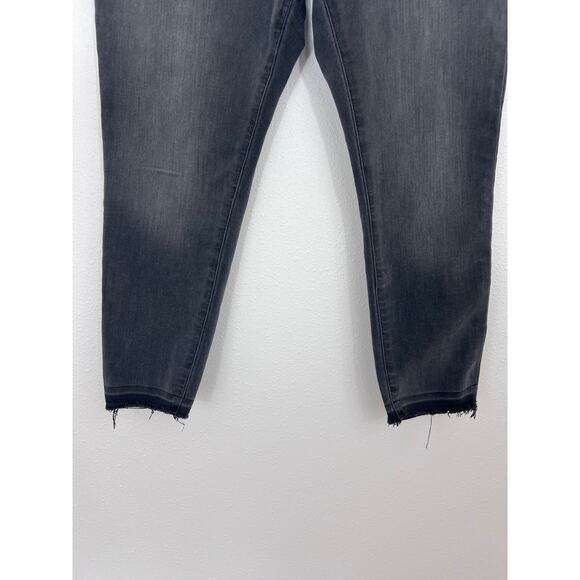 Madewell Roadtripper Jeggings Gray Wash Size 32 Raw Hem 23.5” Inseam - Picture 2 of 7